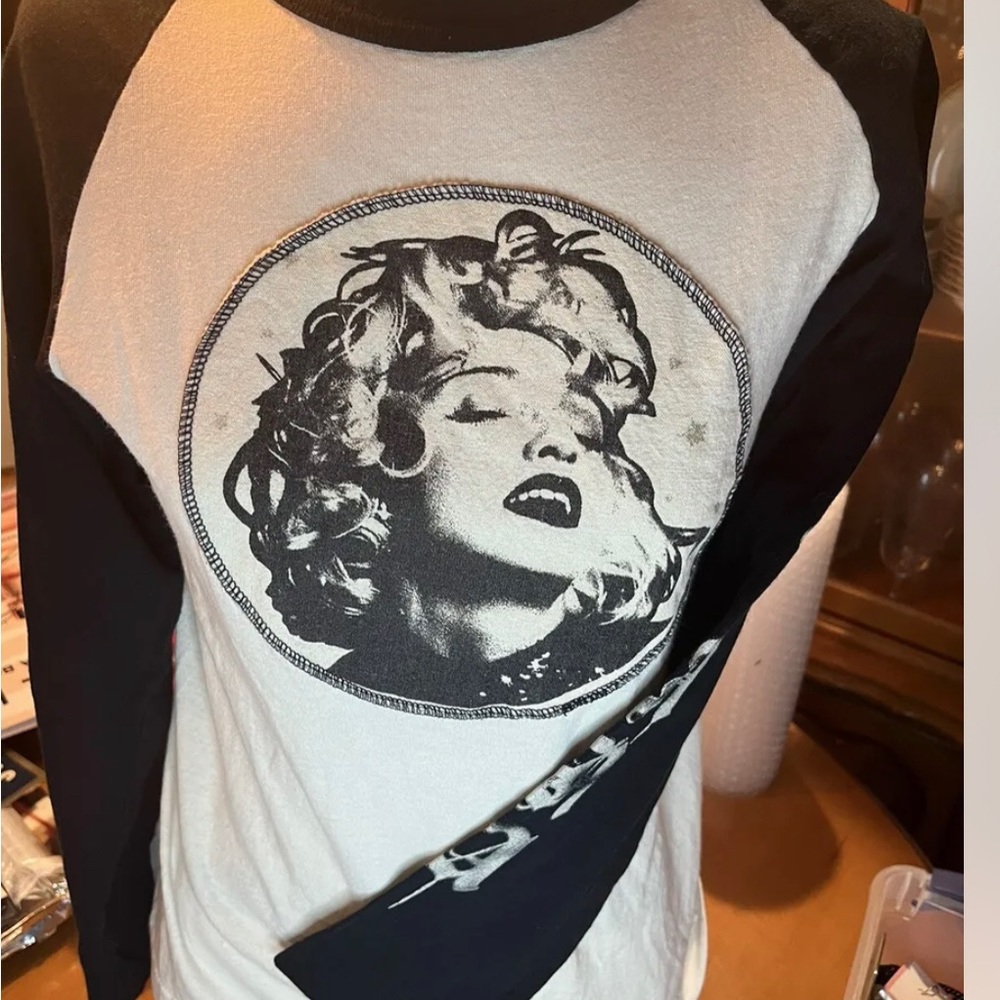 Vintage Madonna lucky Star concert T-shirt - Long Sleeve Shirt